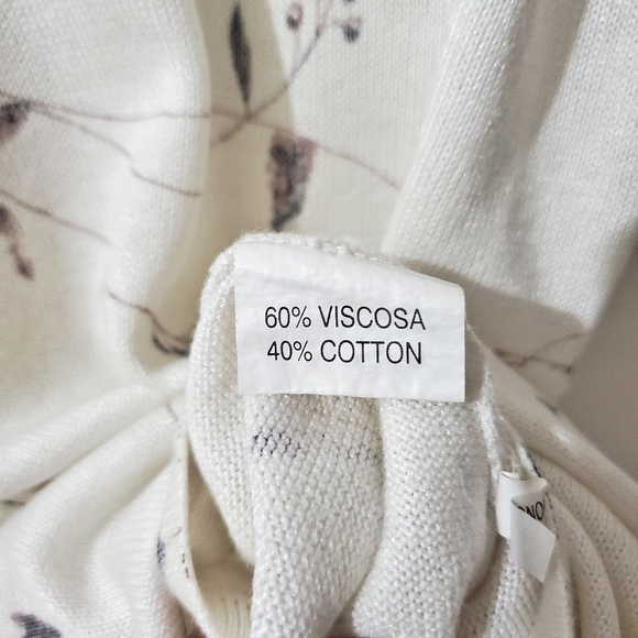 MYKINEL Short Sleeve Top V-Neck cream Size S - Picture 5 of 6